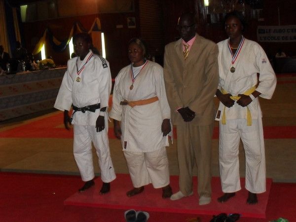 BRAVO, LES SAO JUDOKAS